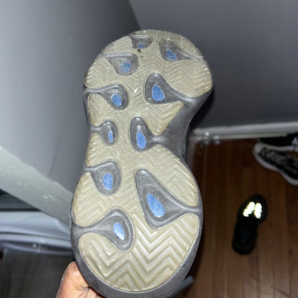 Yeezy 700